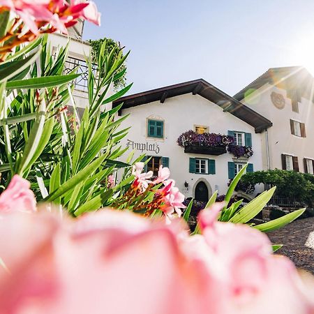 Amplatz 1523 - B&B And Suites มอนตาญา ภายนอก รูปภาพ
