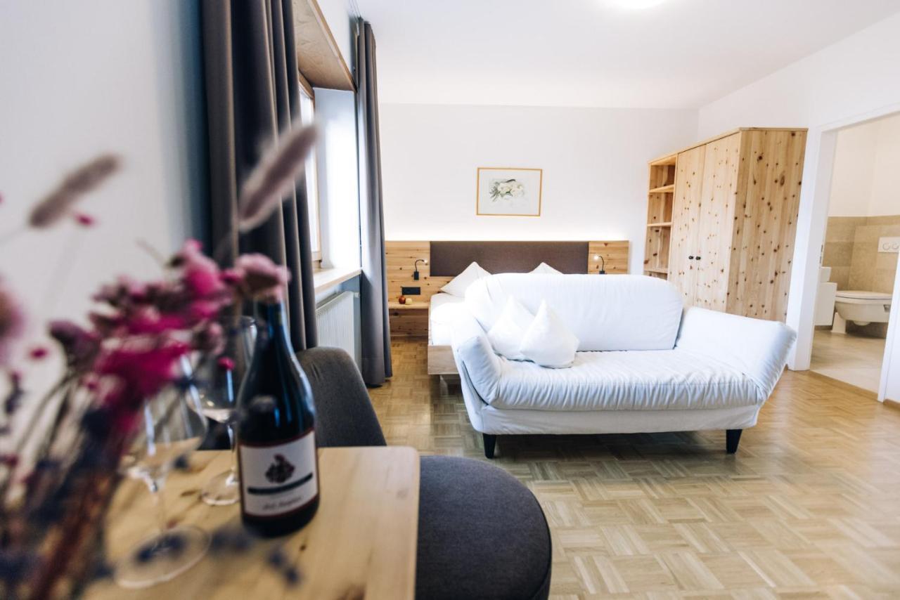 Amplatz 1523 - B&B And Suites มอนตาญา ภายนอก รูปภาพ